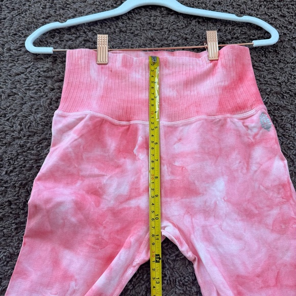 Free People FP Movement Seamless Peach Tie Dye Leggings Good Karma M L NEW $88 - Picture 9 of 10